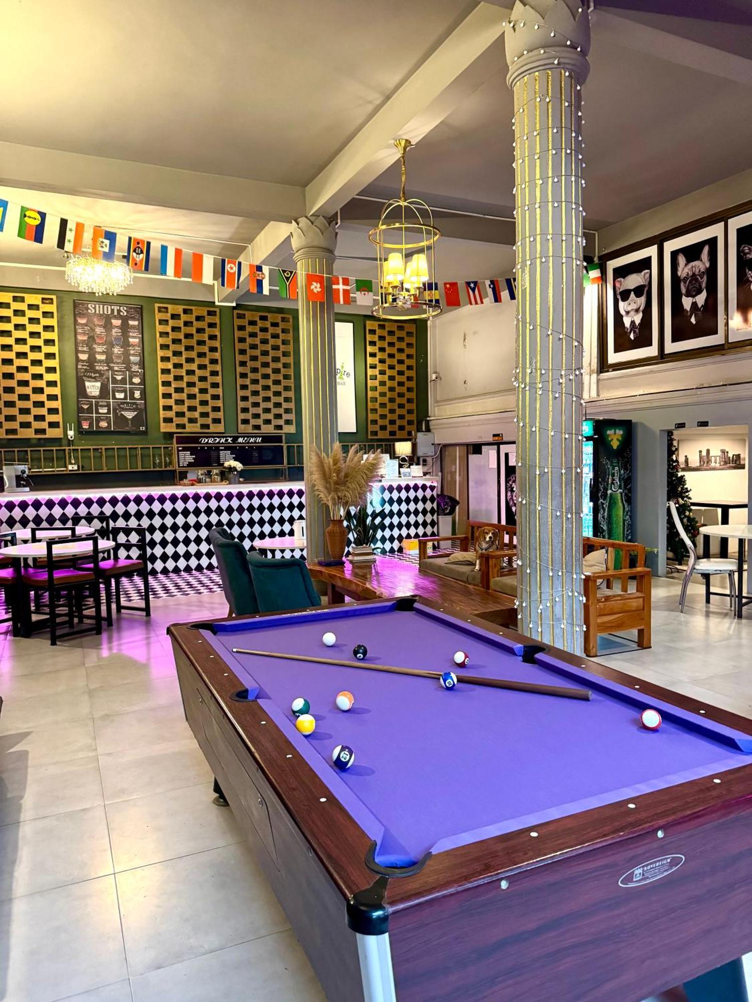 You Empire Hostel & Bar Pakse Esterno foto